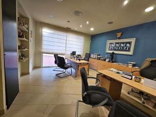 Local comercial en alquiler en El Bajondillo en Torremolinos