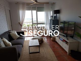 Piso en alquiler en Playamar en Torremolinos