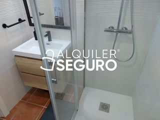 Piso en alquiler en Playamar en Torremolinos