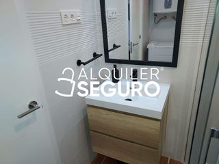 Piso en alquiler en Playamar en Torremolinos