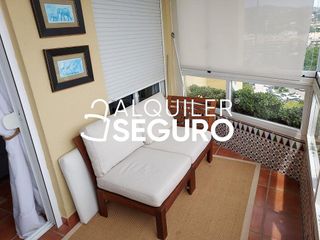 Piso en alquiler en Playamar en Torremolinos