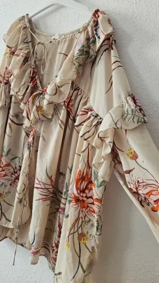 Blusa floral volantes talla L/XL