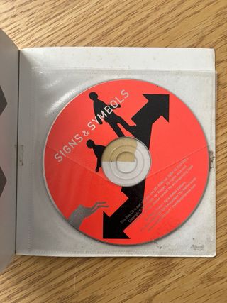 Signs & Symbols / Señales & Símbolos