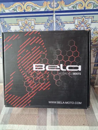 Botas de moto Bela grises y rojas a estrenar n°38