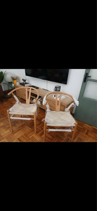 Set de Sillas estilo Wishbone 2 unid