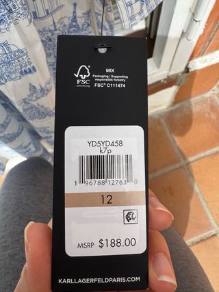 Vestido Karl Lagerfeld estampado París