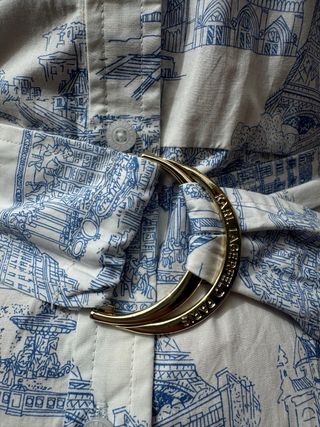 Vestido Karl Lagerfeld estampado París