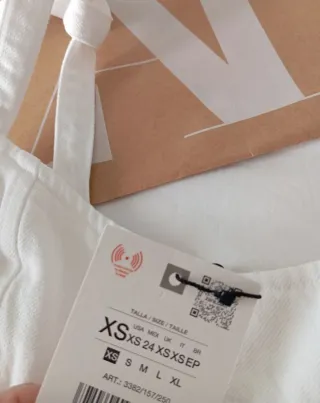 Top denim blanco Zara