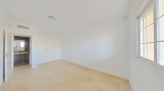 Piso en venta en Elviria en Marbella