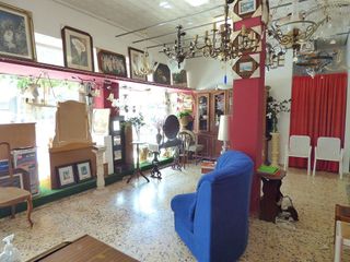 Local comercial en venta en Camino Viejo de Málaga en Vélez-Málaga