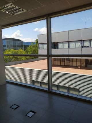 Oficina en alquiler en Coll Favà - Can Magí en Sant Cugat del Vallès
