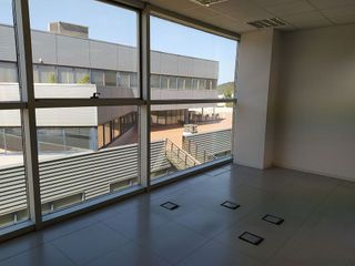 Oficina en alquiler en Coll Favà - Can Magí en Sant Cugat del Vallès