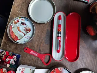 Lote Coca-Cola: Abrebotellas, Tapa, Caja