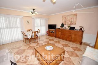 Casa adosada en venta en Cariñena - Carinyena en Villarreal