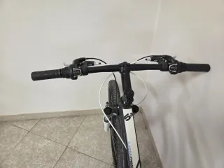 Bicicleta Rockrider 5.1 26