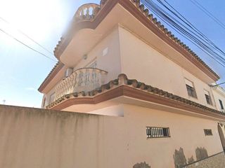 Casa adosada en venta en Santuario - La Laguna en Chipiona