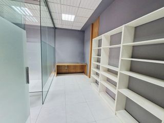 Oficina en alquiler en Ermitagaña - Mendebaldea en Pamplona