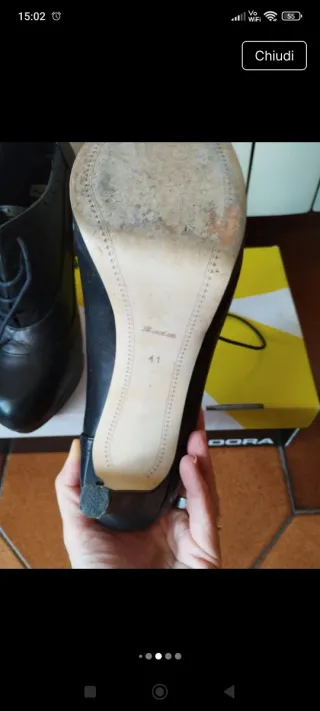 Scarpe stringate nere donna