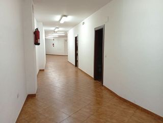 Local comercial en venta en El Llano en Gijón