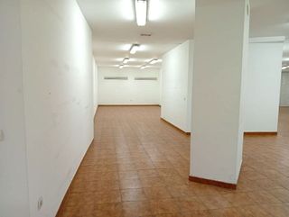 Local comercial en venta en El Llano en Gijón