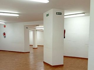 Local comercial en venta en El Llano en Gijón