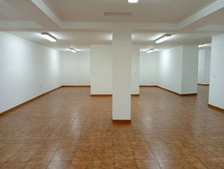 Local comercial en venta en El Llano en Gijón