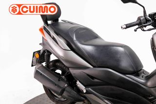 YAMAHA XMAX 300