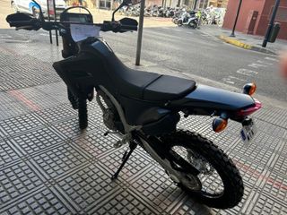 Honda Enduro/Cross Negra y Plata