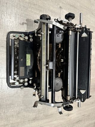 Máquina de escribir antigua