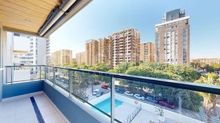 Piso en venta en Ciutat Jardí en Valencia