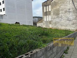 Terreno en venta en Sarria