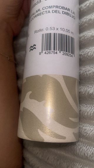 Papel pintado dorado damasco