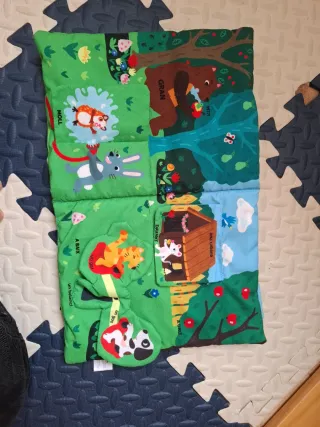 Cuento bebe. El meu primer pop-up de roba.