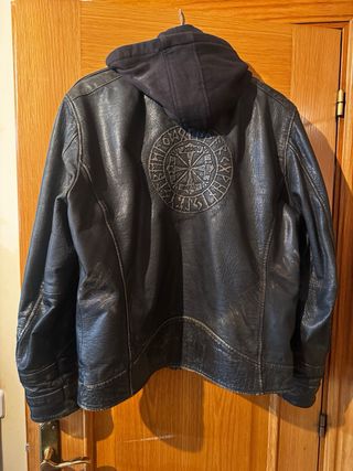 Chaqueta Cuero Amon Amarth EMP Talla XL