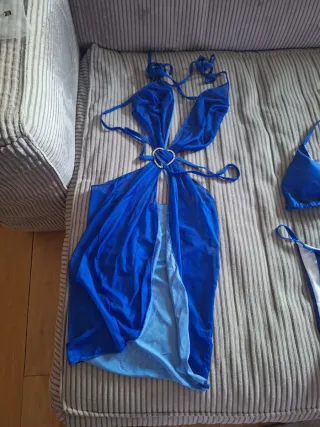 Conjunto Bikini y Pareo Azul