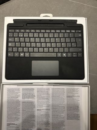 Tastiera Microsoft Surface Pro. No Slim Pen