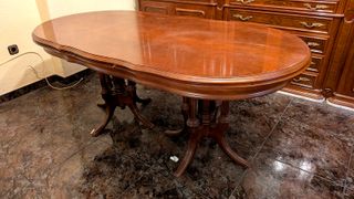 Mesa comedor madera maciza clásica grande