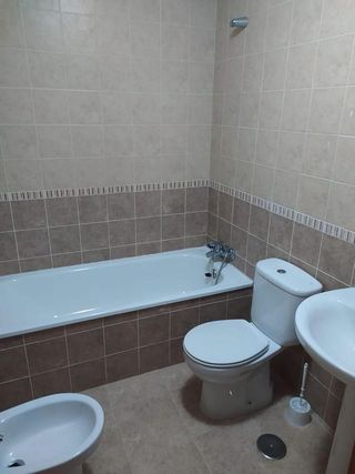 Casa adosada en venta en Azucaica - Santa María de Benquerencia en Toledo