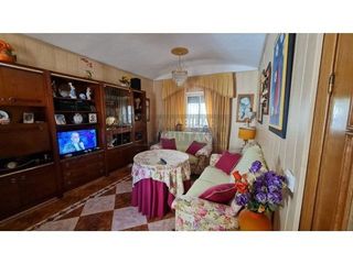 Casa adosada en venta en Quintanar de la Orden