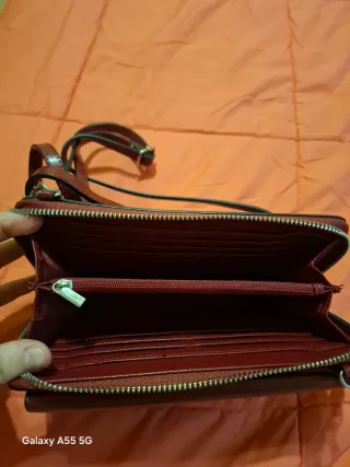 Borsa Carpisa similpelle burgundy con borchie