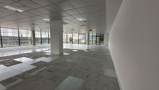 Oficina en alquiler en Las Tablas en Madrid