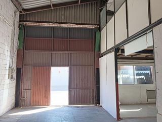 Nave industrial en alquiler en Palmete en Sevilla