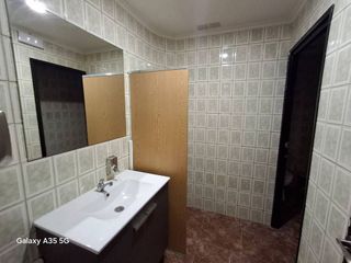 Local comercial en alquiler en Silla