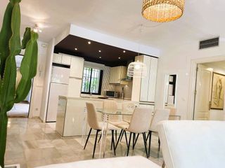 Piso en alquiler en Puerto Banús en Marbella