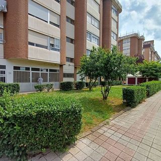 Local comercial en alquiler en San Juanillo en Palencia