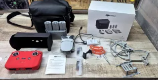 Dron DJI Mini 2 con accesorios