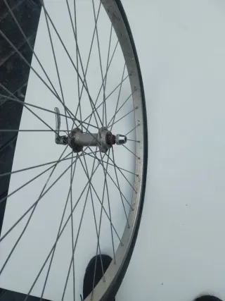 Llantas 28 con neumáticos