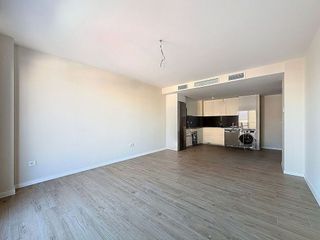 Piso en alquiler en Parque Mediterráneo - Santa Paula en Málaga