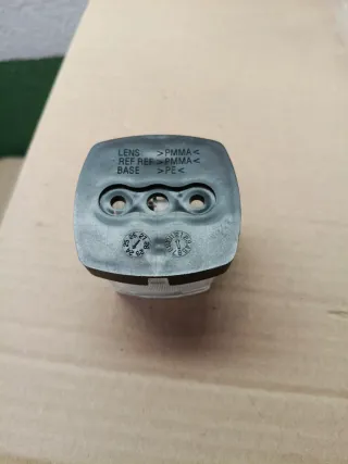 HELLA 2PG 357 012-021 Luces de Posición