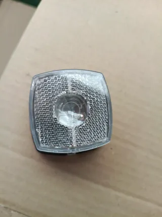 HELLA 2PG 357 012-021 Luces de Posición